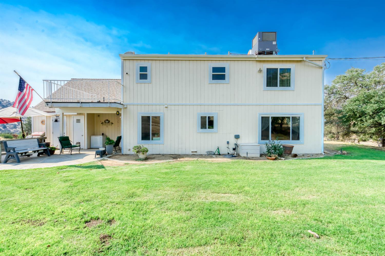 15656 Millerton Rd, Prather, CA 93651