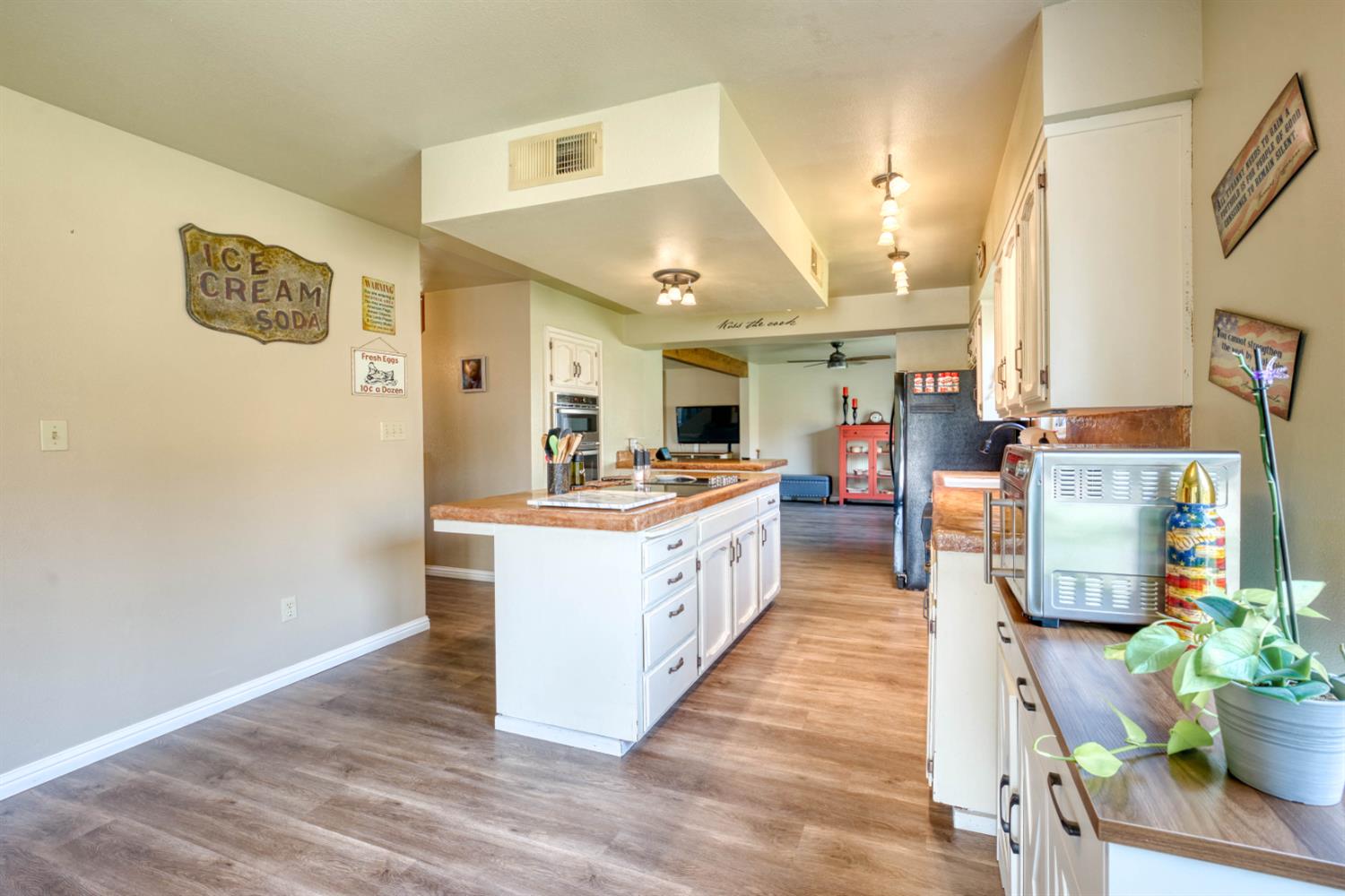 15656 Millerton Rd, Prather, CA 93651