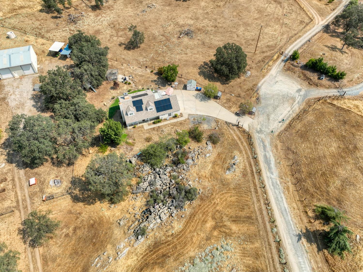 15656 Millerton Rd, Prather, CA 93651