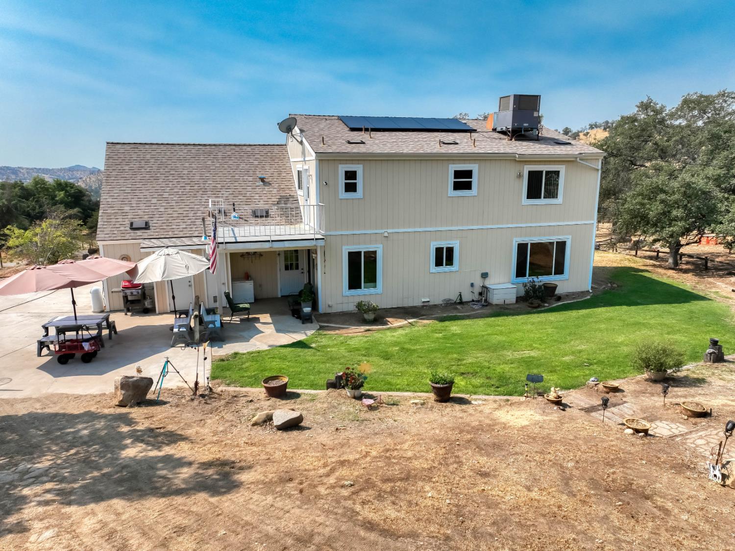 15656 Millerton Rd, Prather, CA 93651