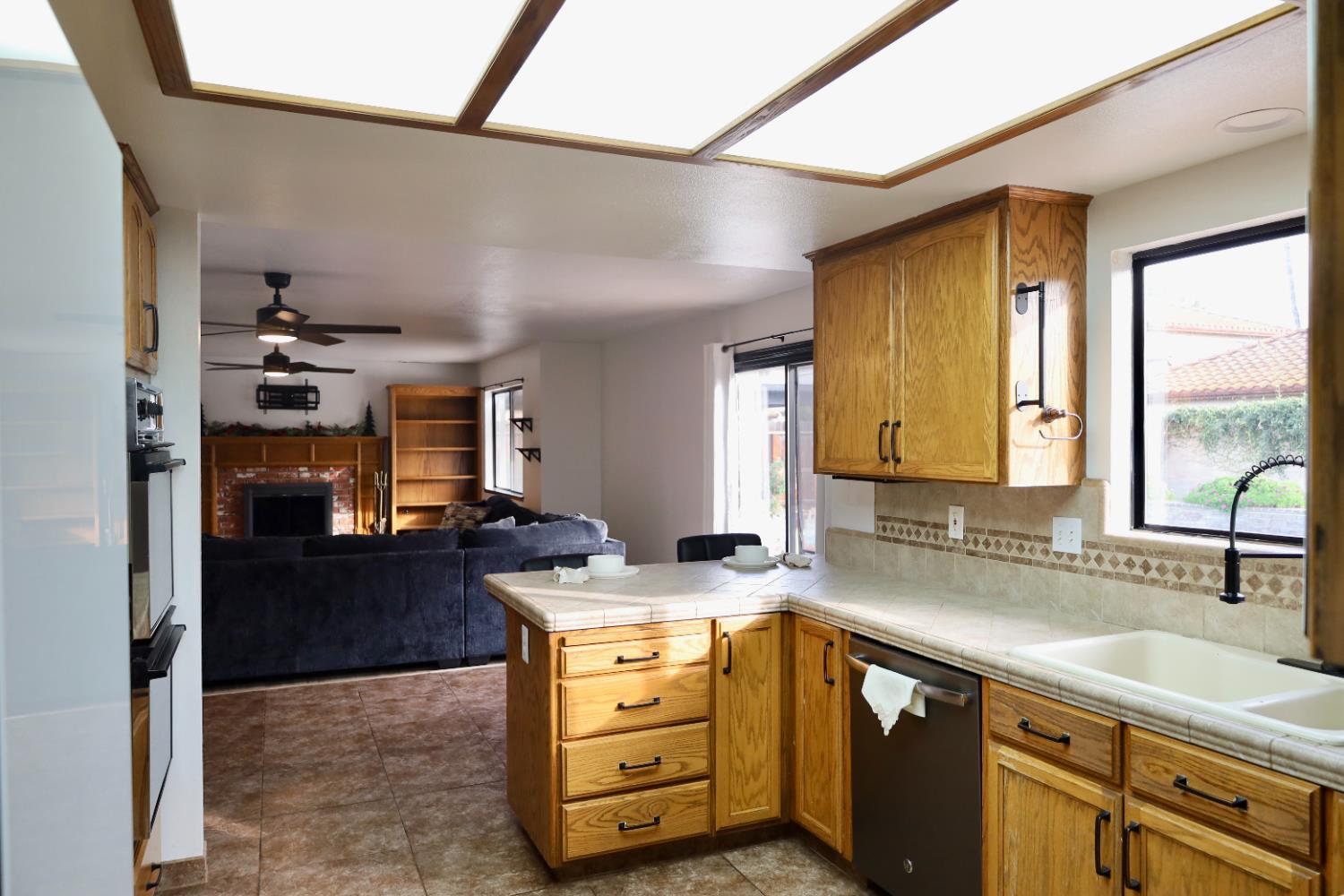 3040 Boulder Ave, Madera, CA 93637