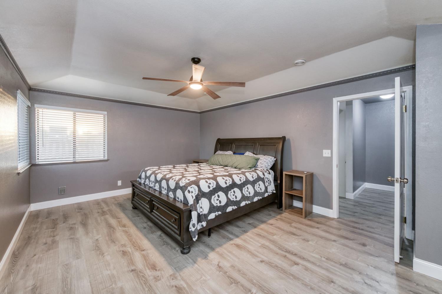 3040 Boulder Ave, Madera, CA 93637