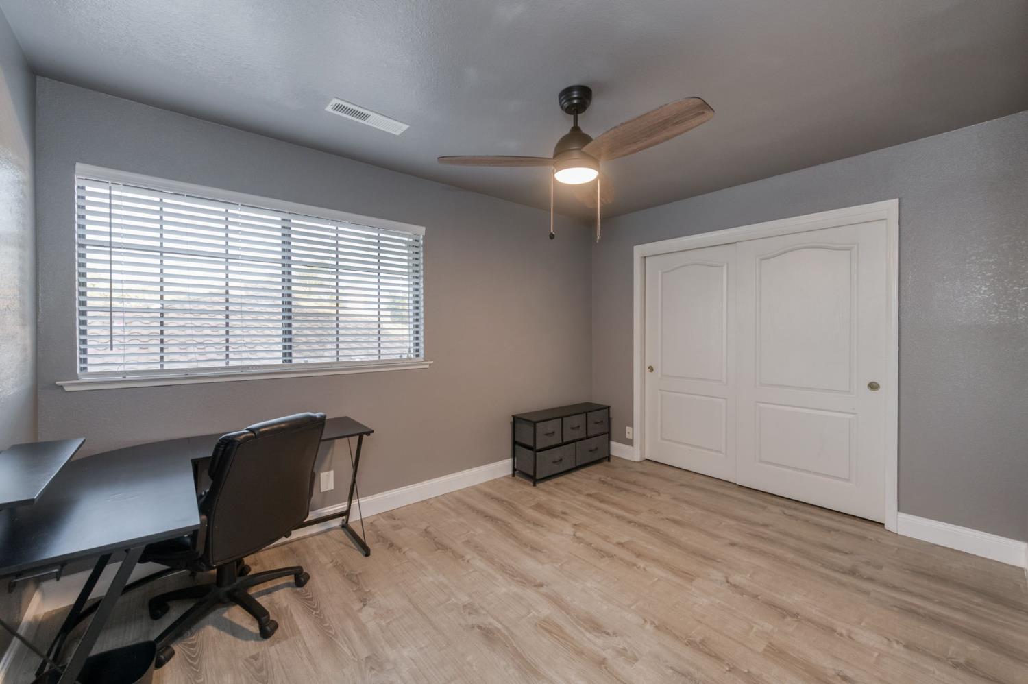 3040 Boulder Ave, Madera, CA 93637