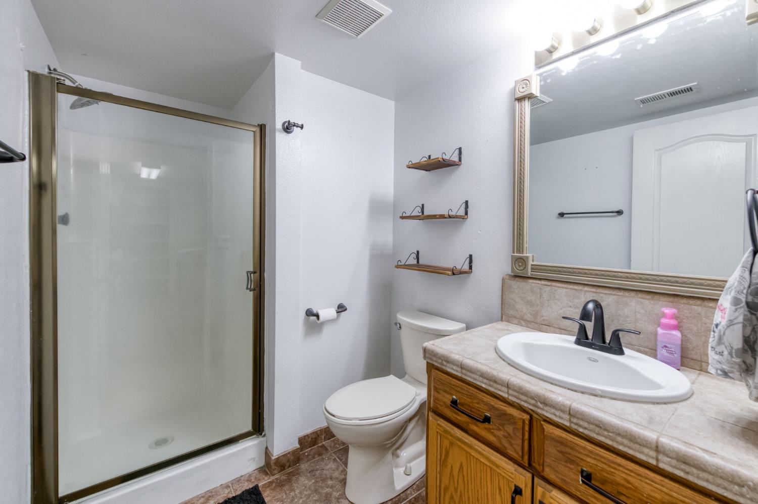 3040 Boulder Ave, Madera, CA 93637