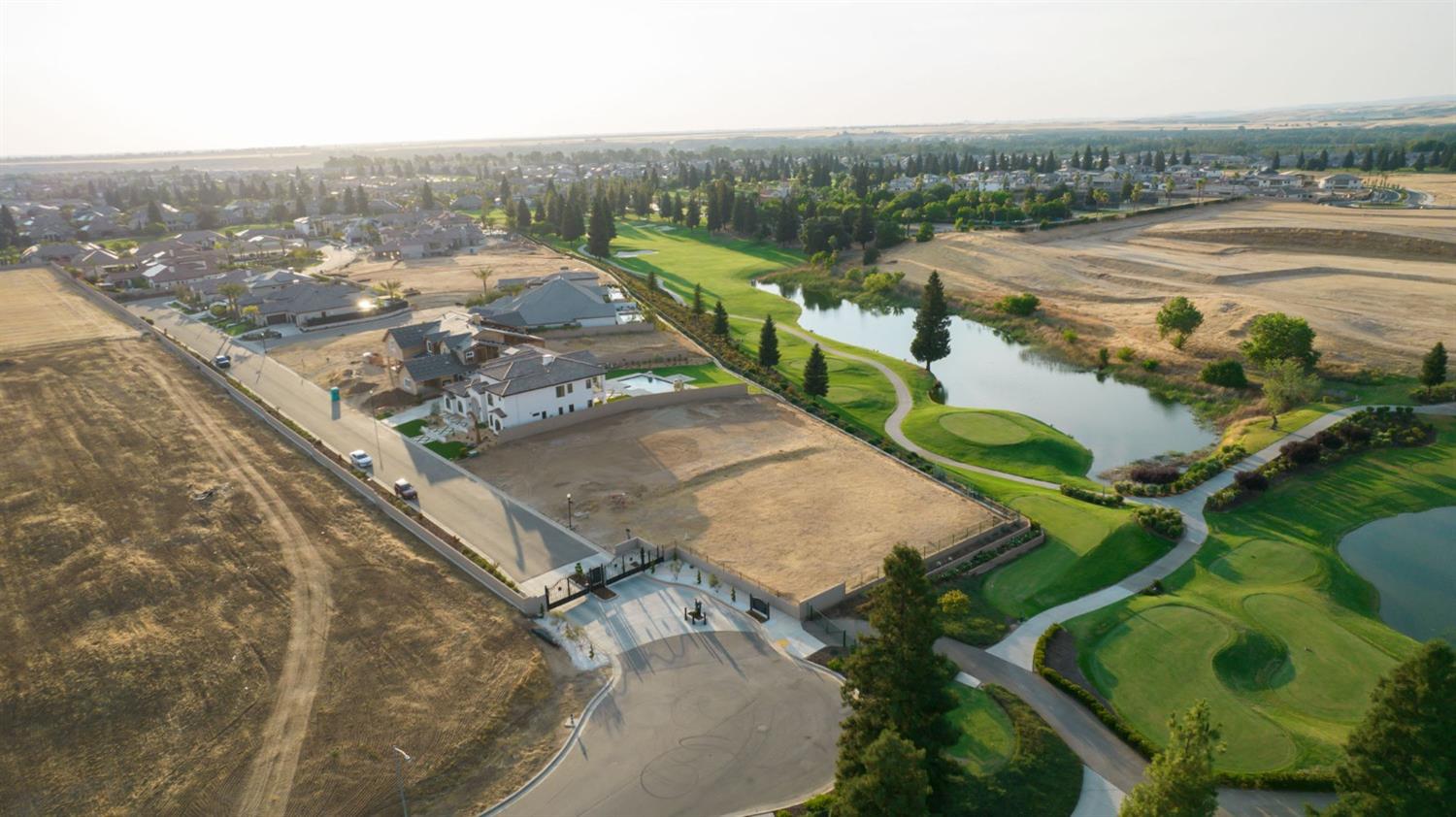 2490 E Copper Ridge Drive, Fresno, CA 93730