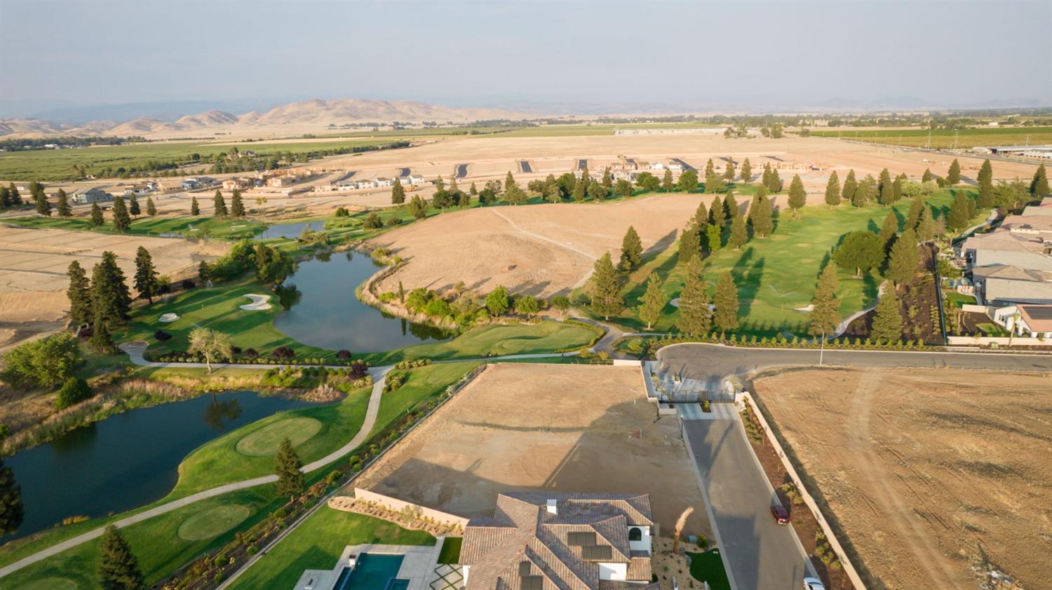 2490 E Copper Ridge Drive, Fresno, CA 93730