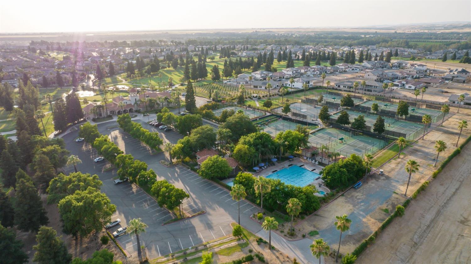 2490 E Copper Ridge Drive, Fresno, CA 93730