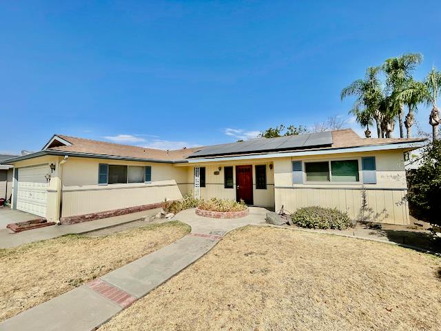 2851 Julia Cir, Hanford, CA 93230