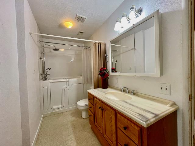 2851 Julia Cir, Hanford, CA 93230