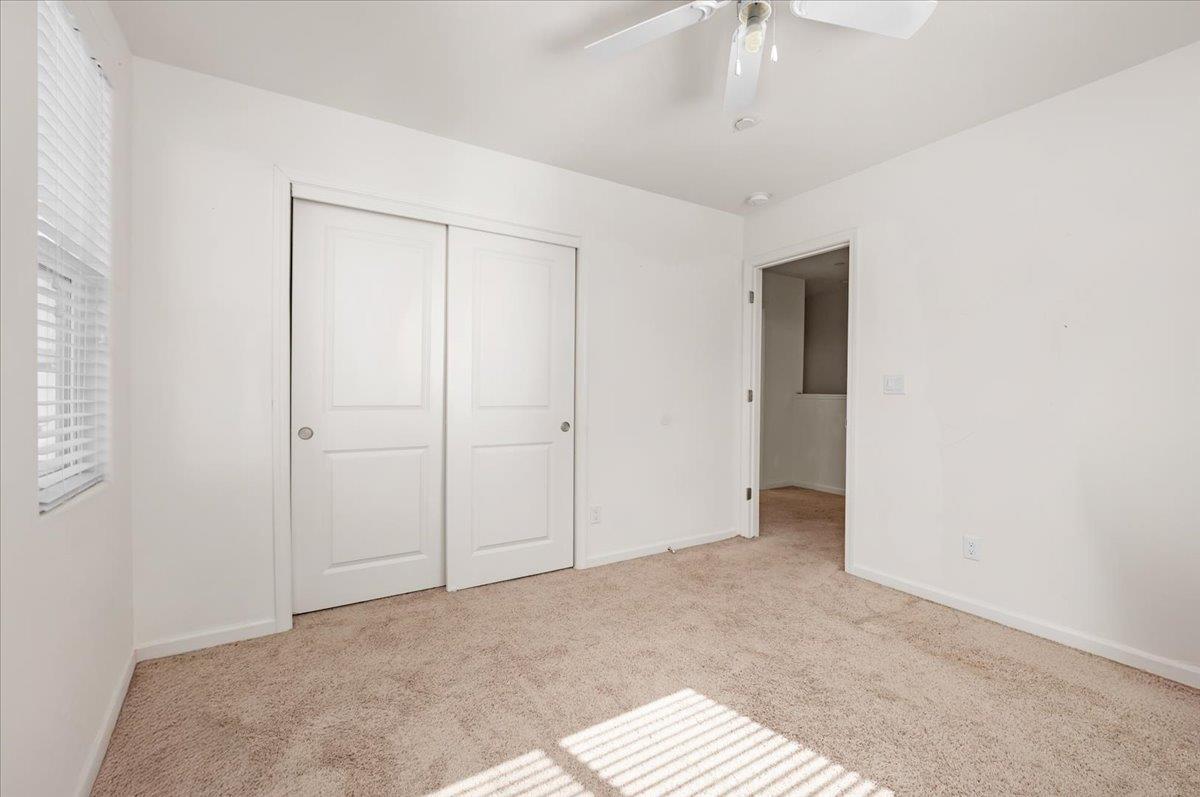 6317 N Alta Vista Ln, Fresno, CA 93722