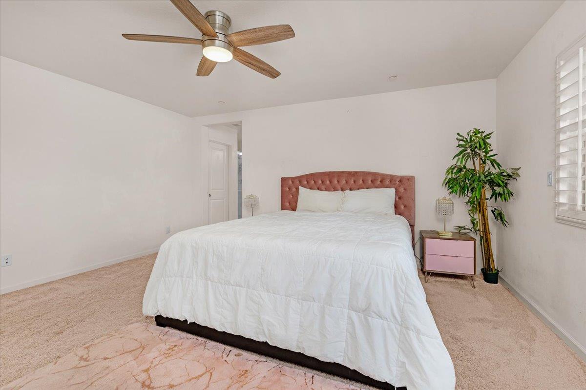 6317 N Alta Vista Ln, Fresno, CA 93722