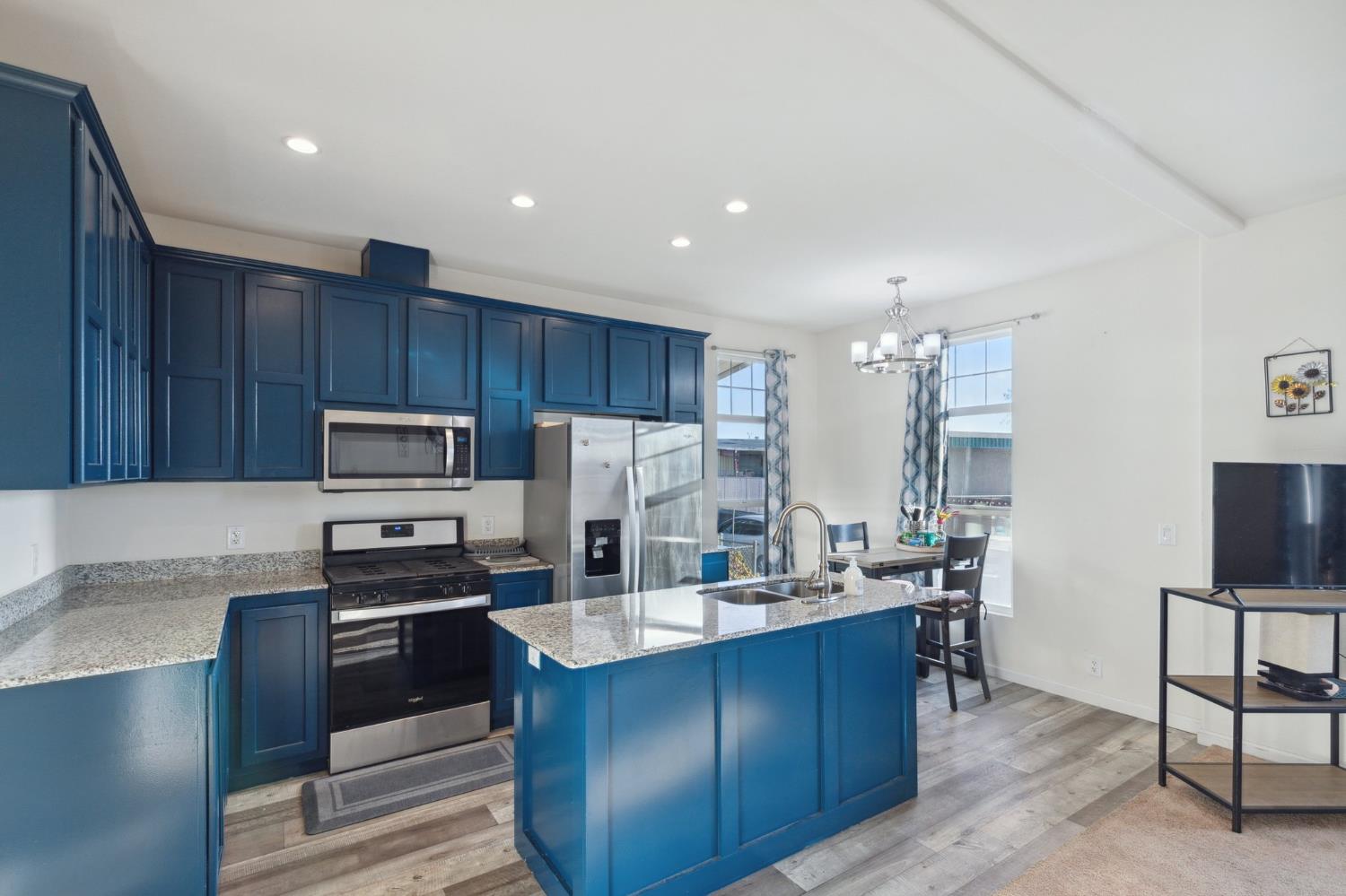 1898 E Gettysburg Ave #106, Fresno, CA 93726