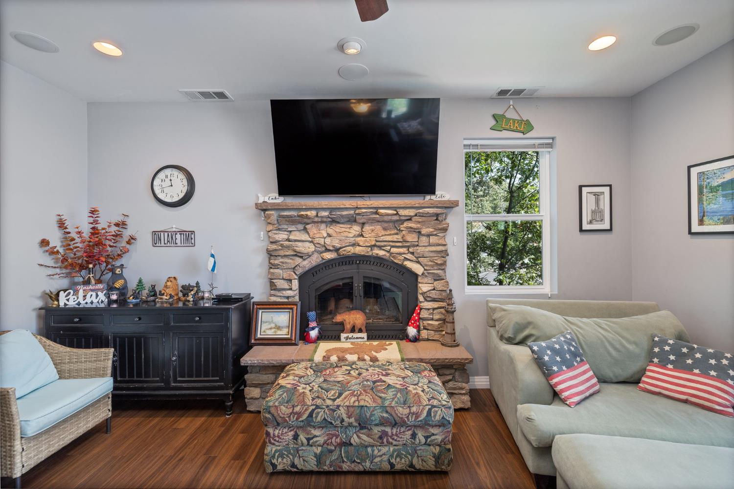 39317 Point, Bass Lake, CA 93604