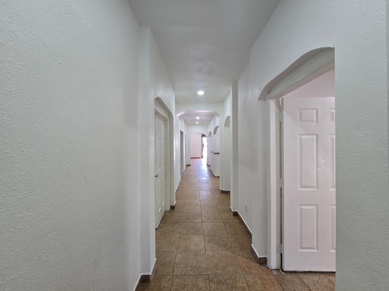 1448 N Blackstone Ave, Fresno, CA 93703