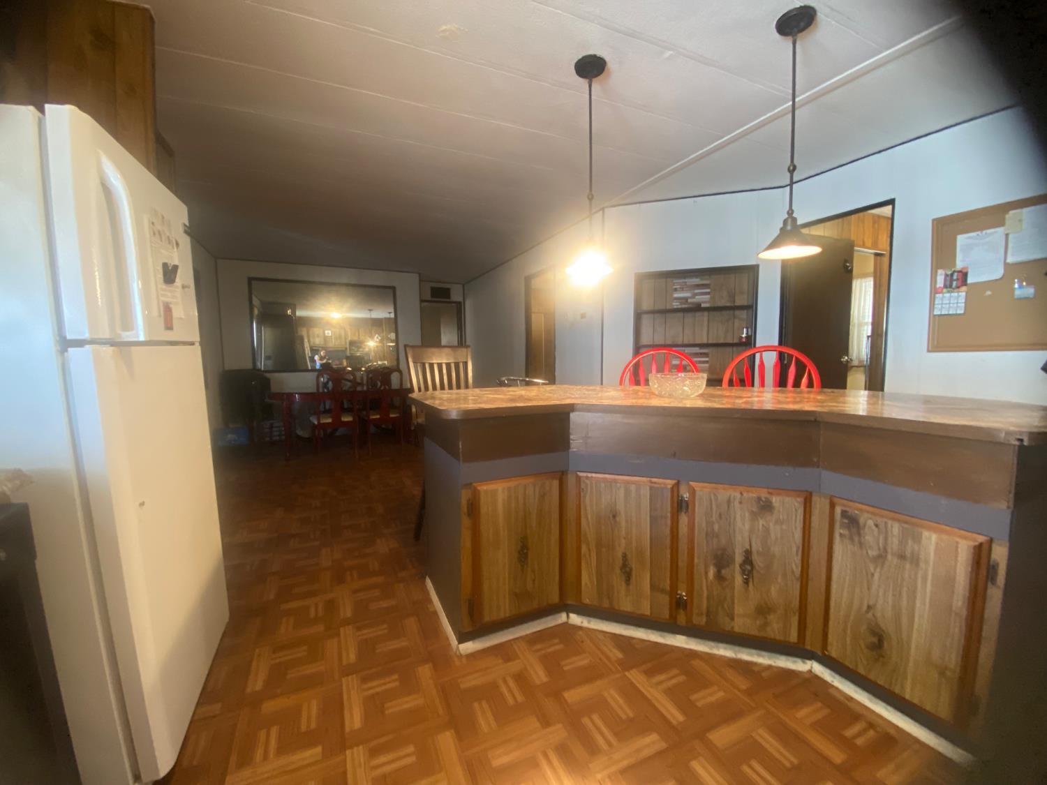 581 N Crawford Ave #112, Dinuba, CA 93618