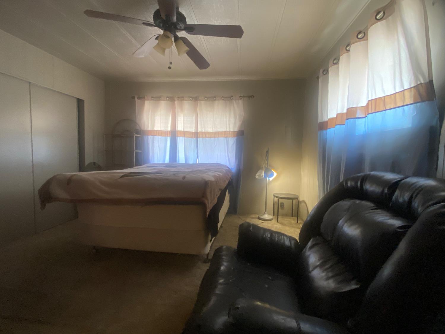 581 N Crawford Ave #112, Dinuba, CA 93618