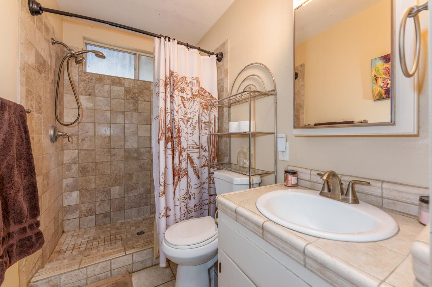 5717 5717 Mono Court, Mariposa, CA 95338