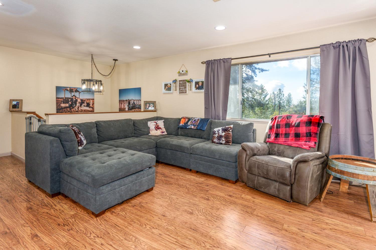 5717 5717 Mono Court, Mariposa, CA 95338