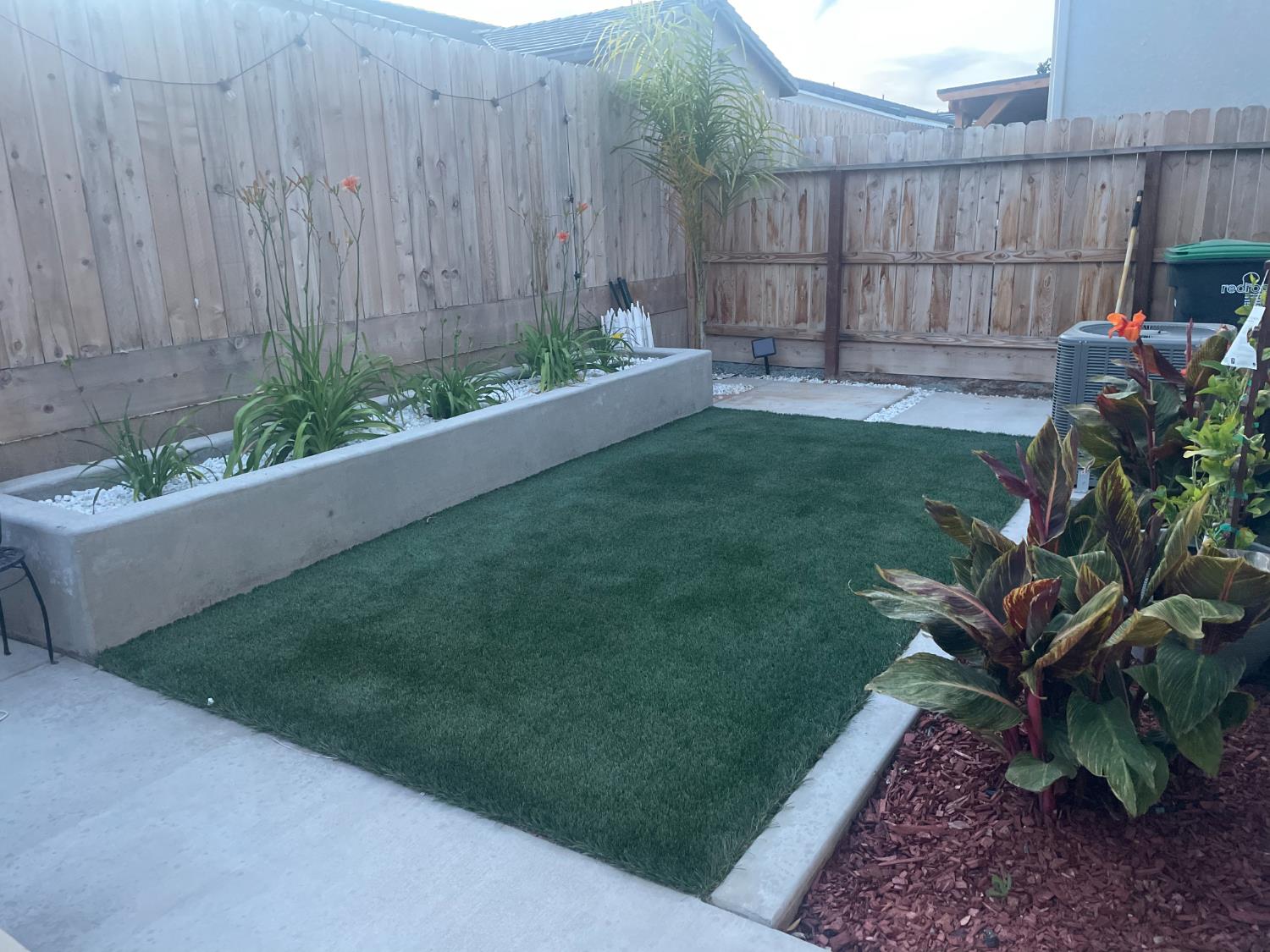 224 Arbor Dr S, Madera, CA 93636