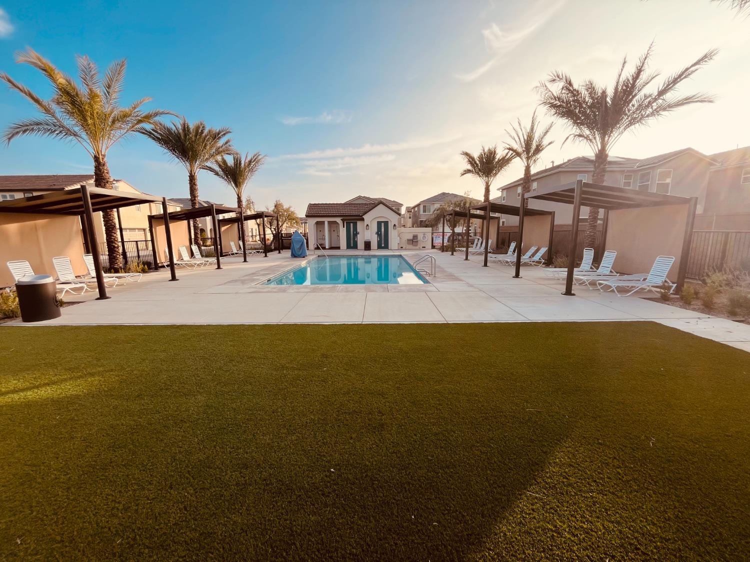 224 Arbor Dr S, Madera, CA 93636