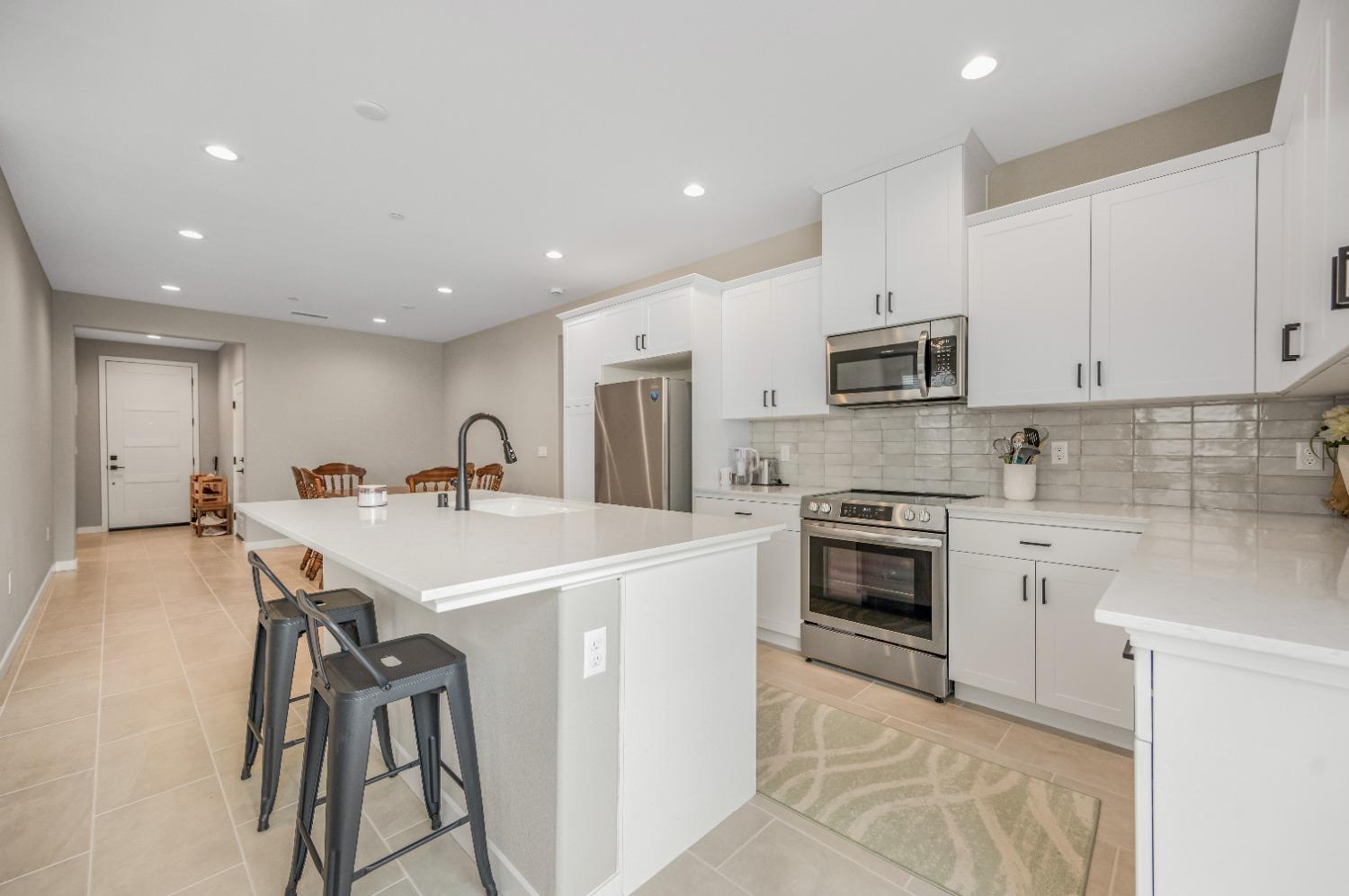 4103 Ash Rd, Madera, CA 93636