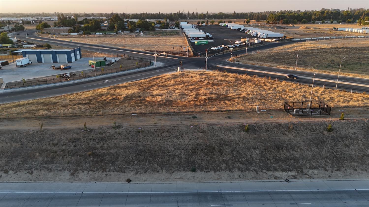 0 0 W Dan Ronquillo Dr S Roeding D, Fresno, CA 93706