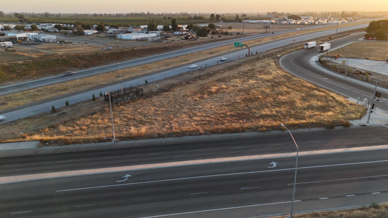 0 0 W Dan Ronquillo Dr S Roeding D, Fresno, CA 93706