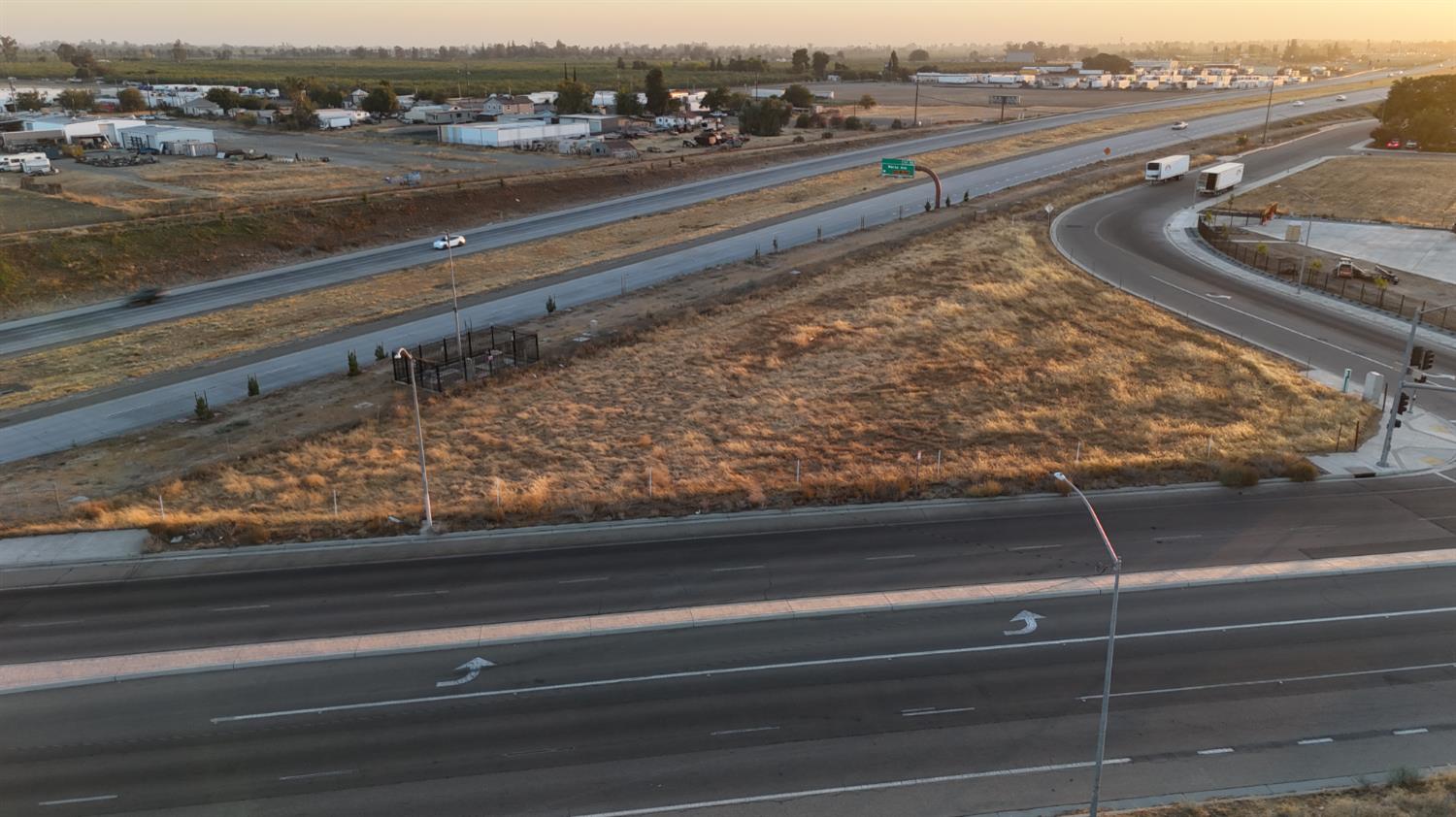 0 0 W Dan Ronquillo Dr S Roeding D, Fresno, CA 93706