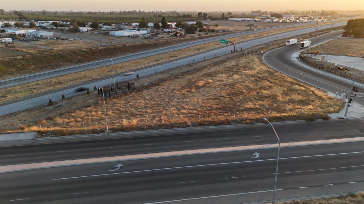 0 0 W Dan Ronquillo Dr S Roeding D, Fresno, CA 93706