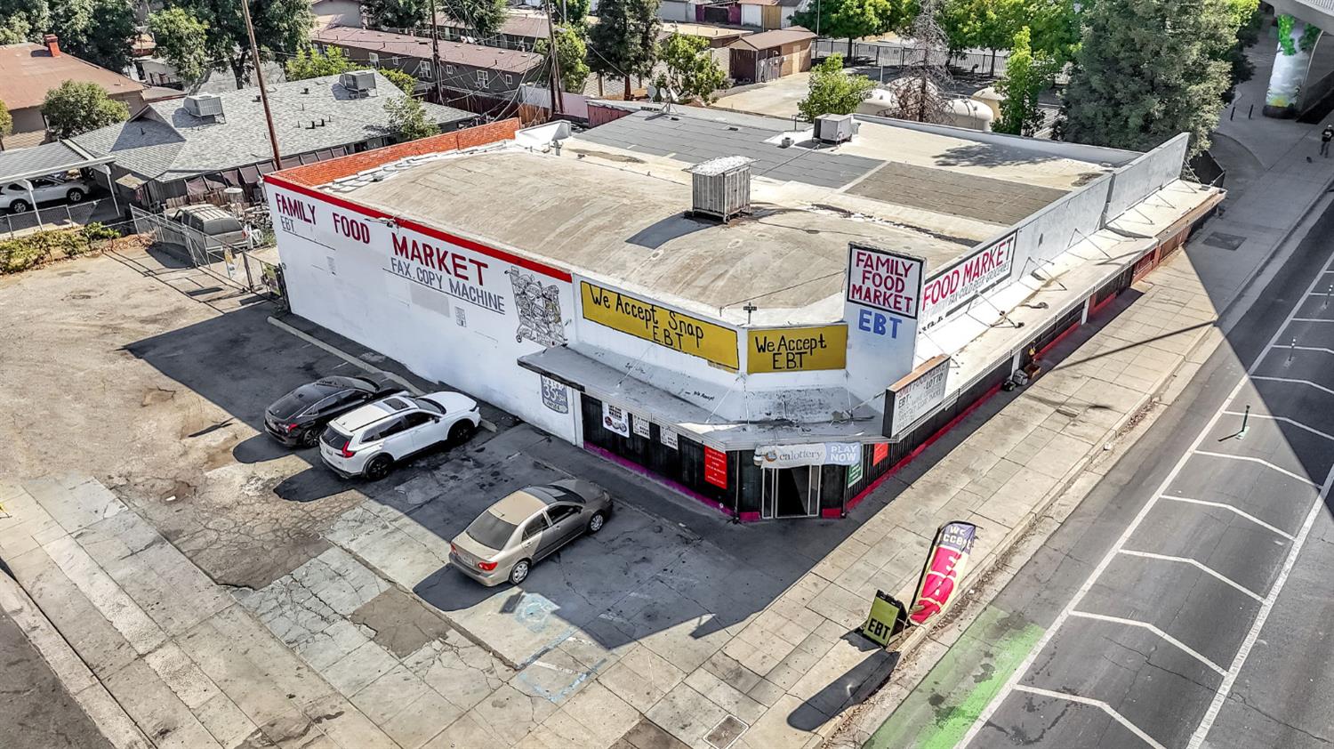 1105 E Belmont Ave, Fresno, CA 93701