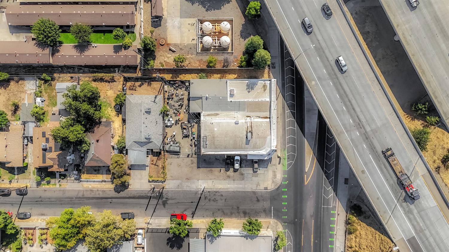 1105 E Belmont Ave, Fresno, CA 93701