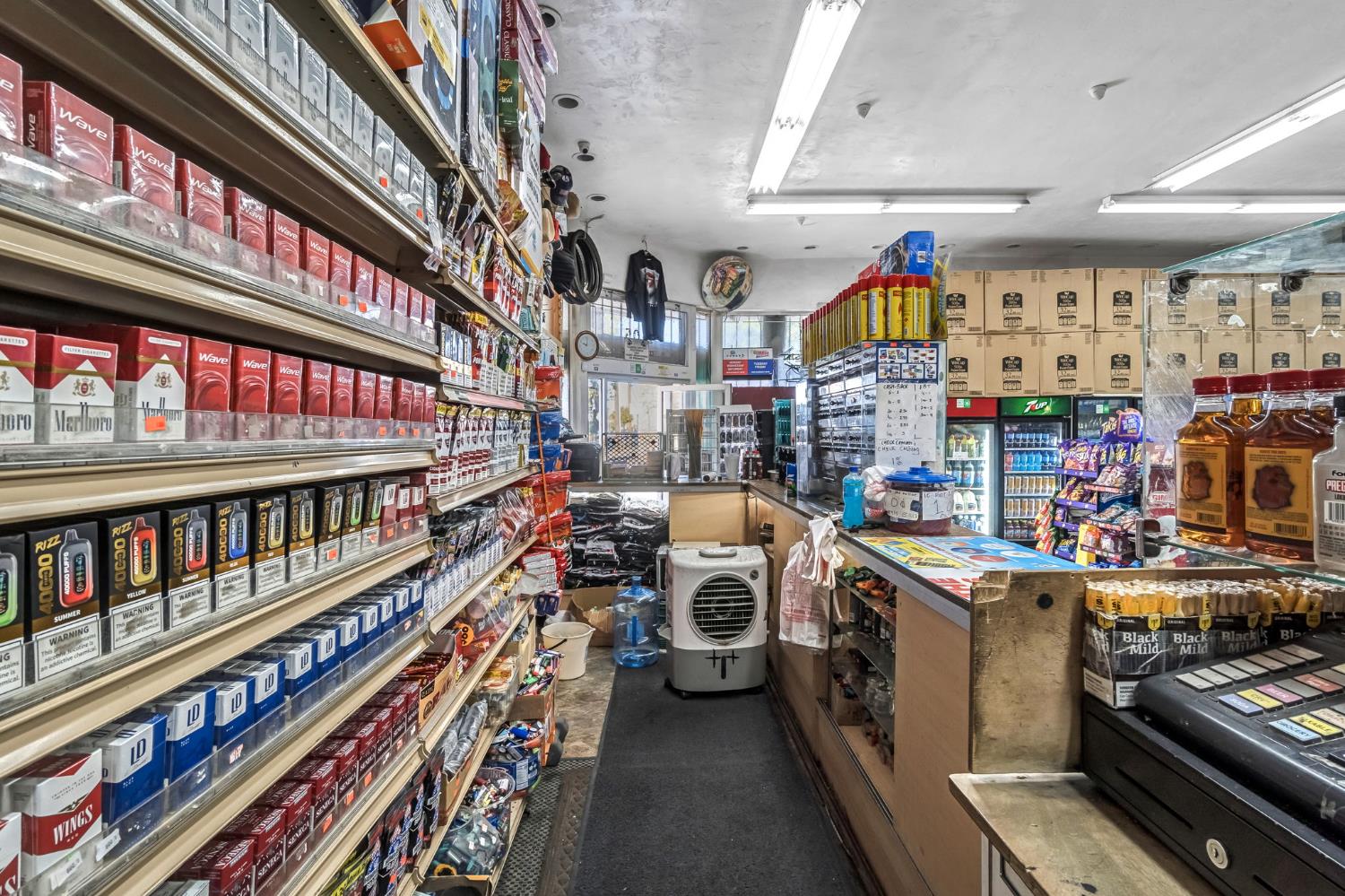 1105 E Belmont Ave, Fresno, CA 93701