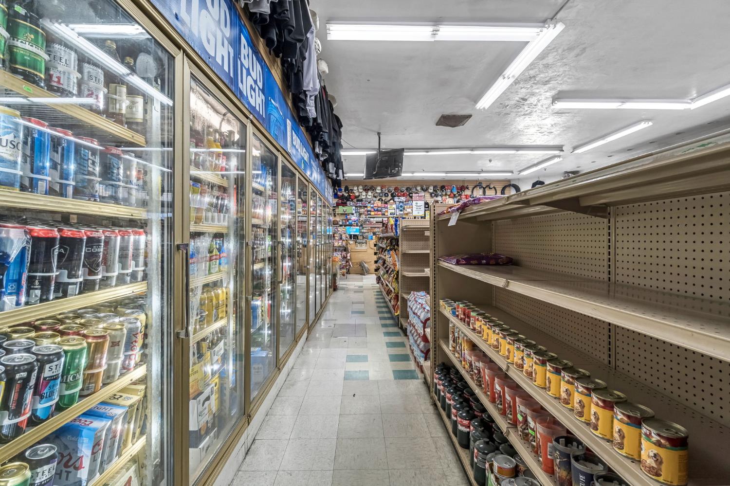 1105 E Belmont Ave, Fresno, CA 93701