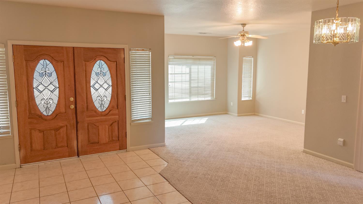 6625 River Mesa, Riverbank, CA 95367