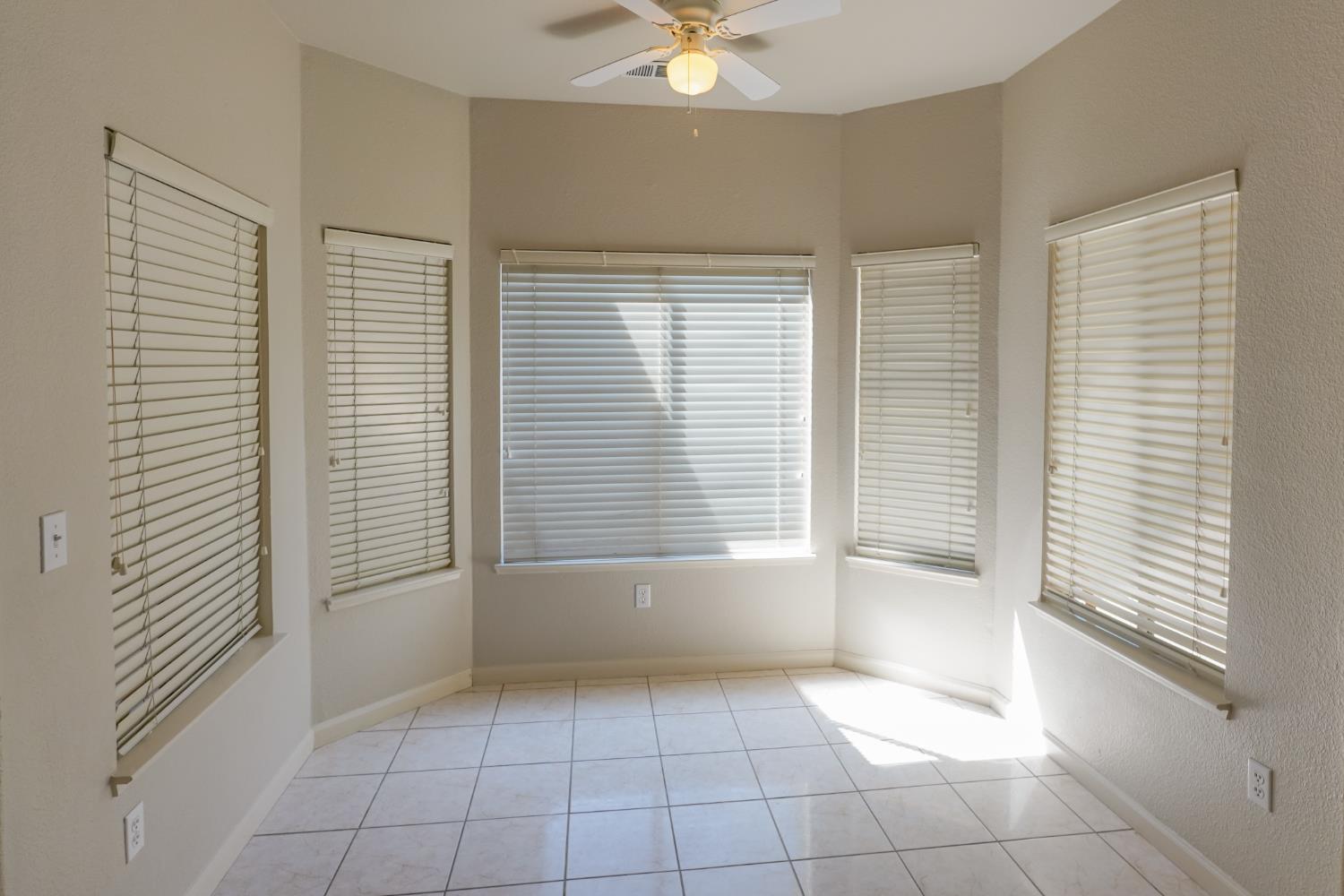 6625 River Mesa, Riverbank, CA 95367