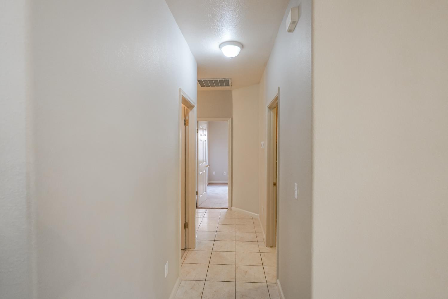 6625 River Mesa, Riverbank, CA 95367