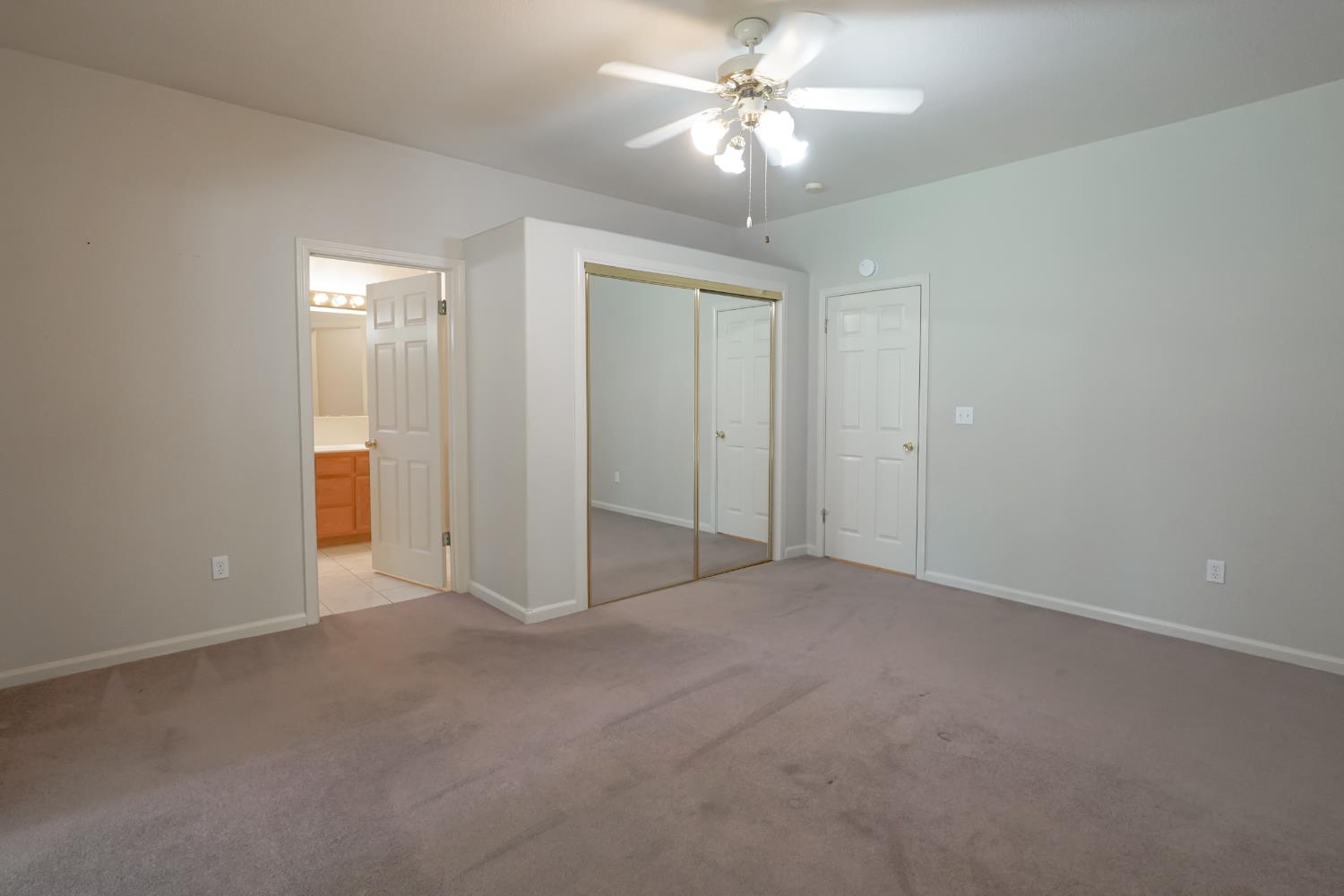 6625 River Mesa, Riverbank, CA 95367