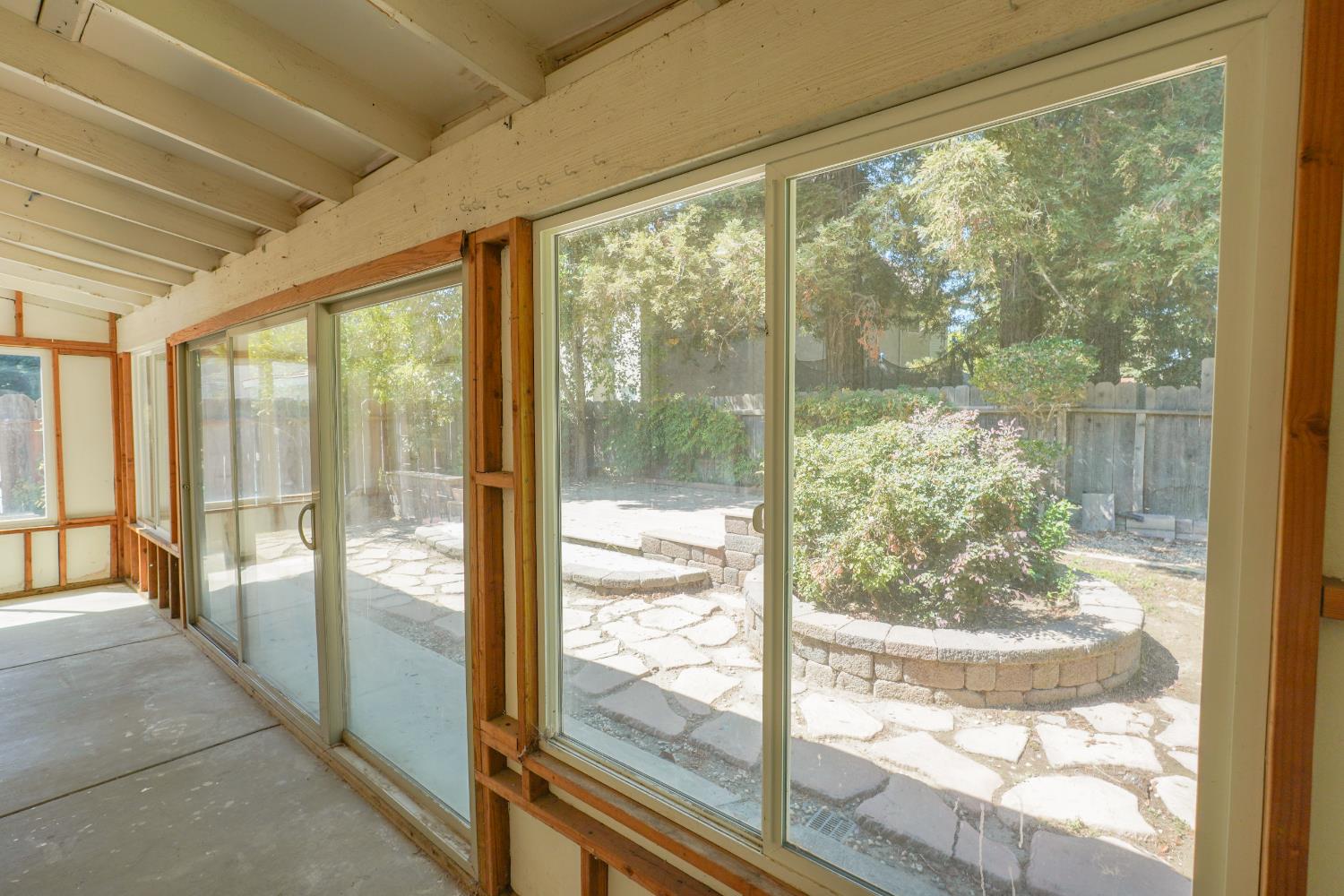 6625 River Mesa, Riverbank, CA 95367