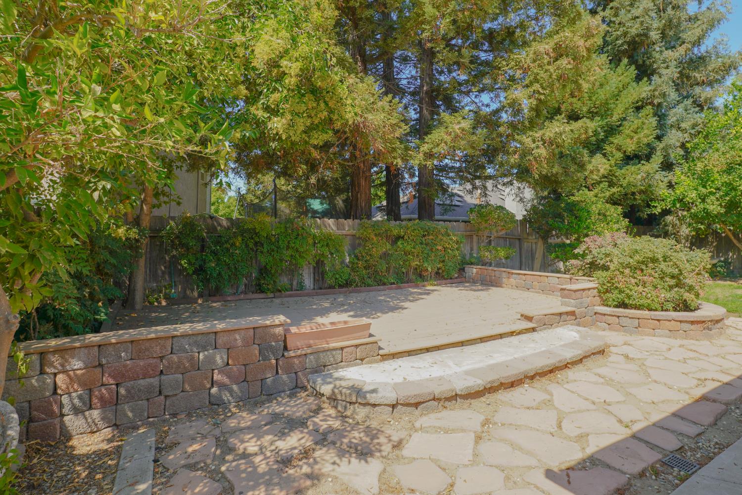 6625 River Mesa, Riverbank, CA 95367