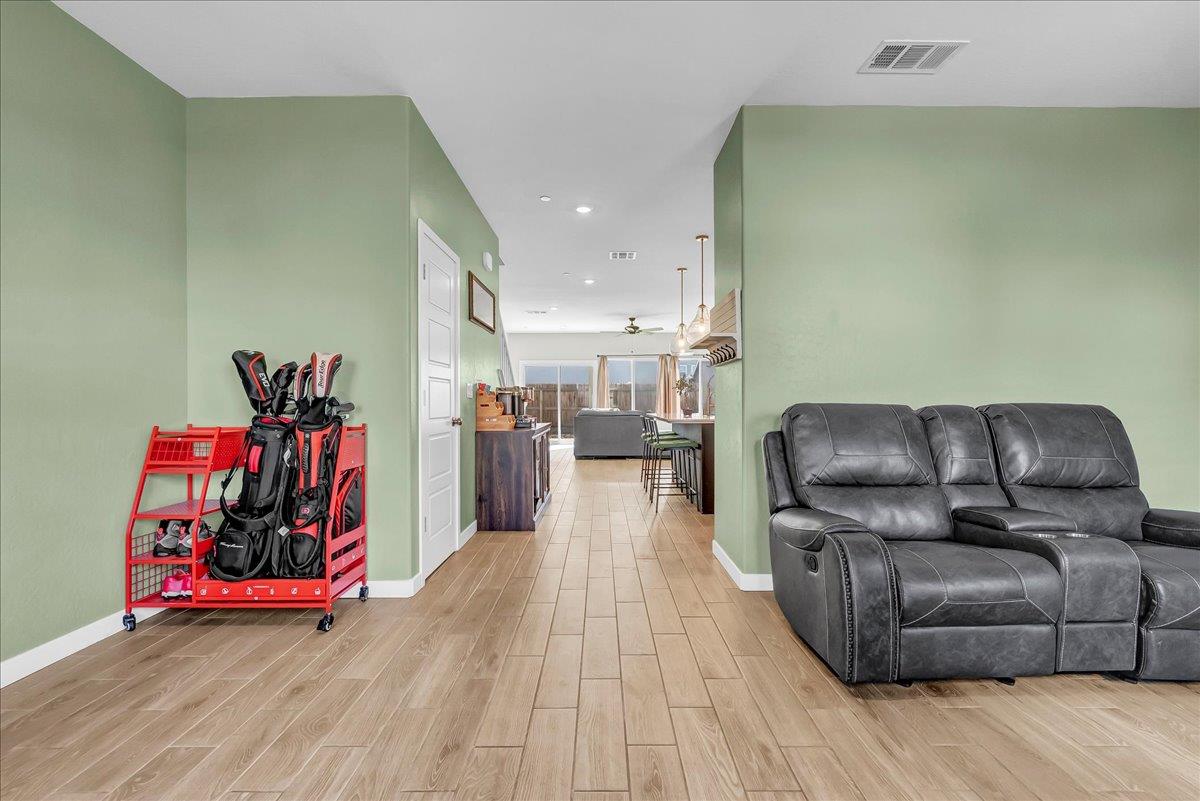 1769 N Jennie Lake Tl, Hanford, CA 93230