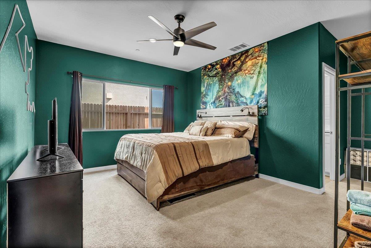 1769 N Jennie Lake Tl, Hanford, CA 93230