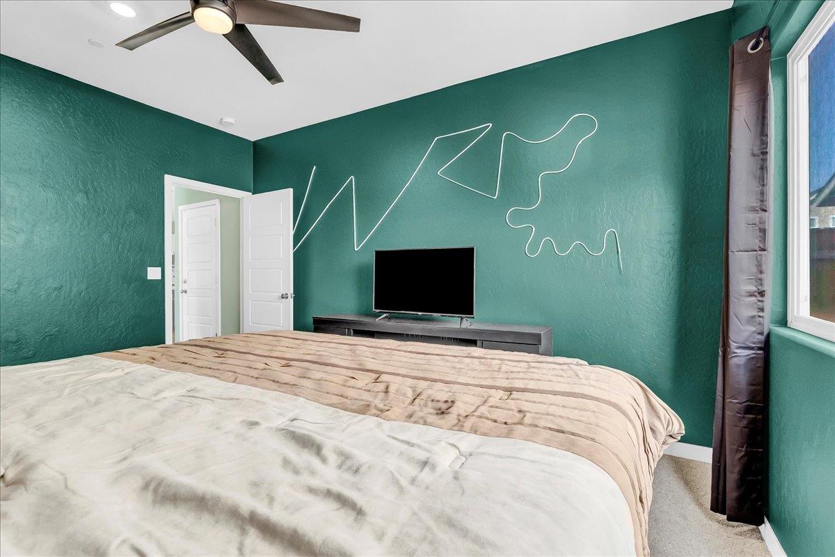 1769 N Jennie Lake Tl, Hanford, CA 93230