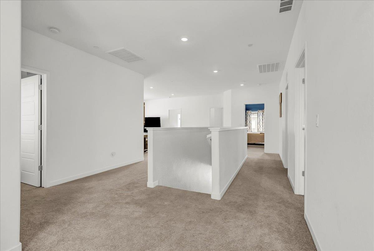 1769 N Jennie Lake Tl, Hanford, CA 93230