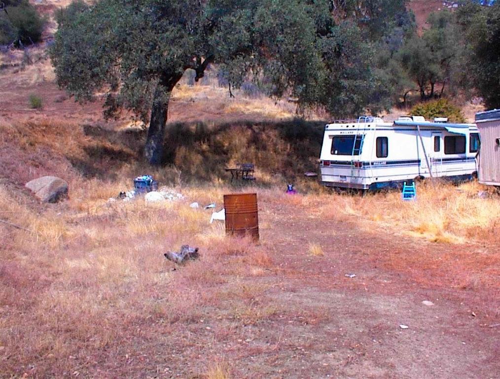 295 Ruth Hill Rd, Yokuts Valley, CA 93675