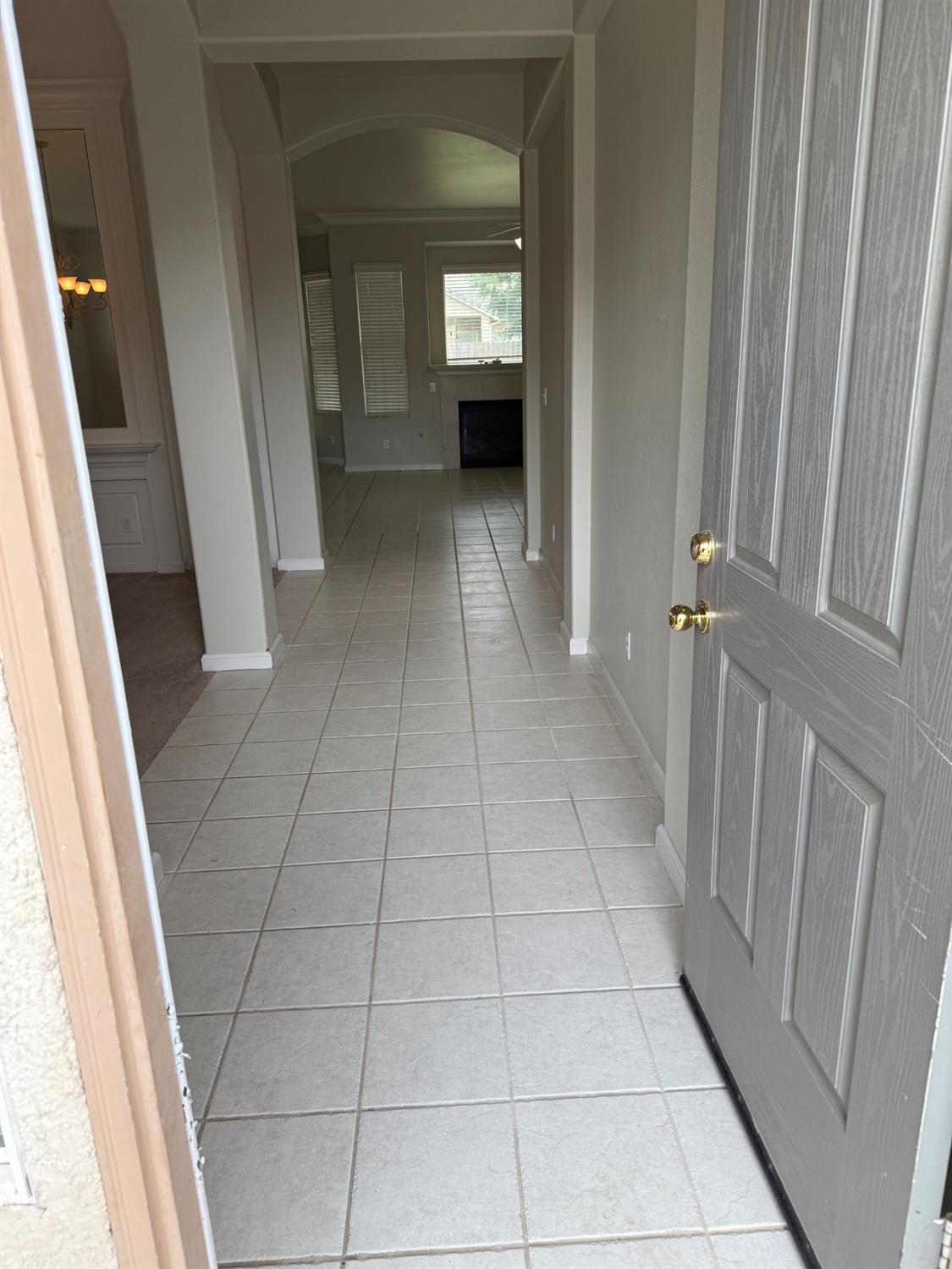 2578 Warner Ave, Clovis, CA 93611