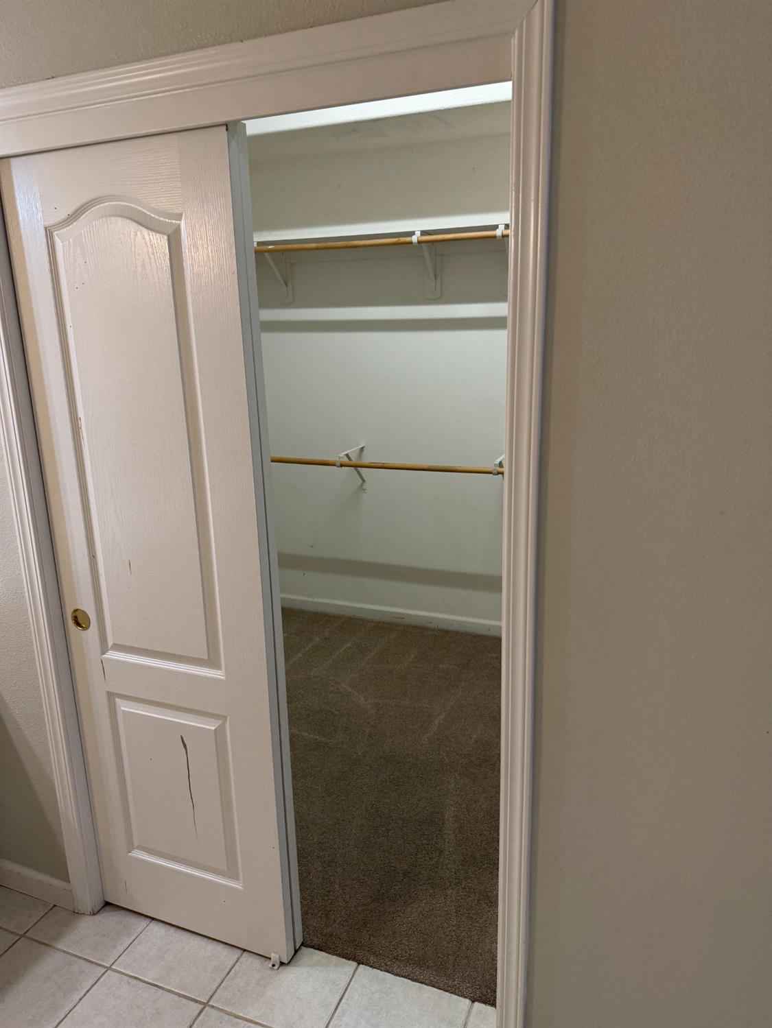 2578 Warner Ave, Clovis, CA 93611