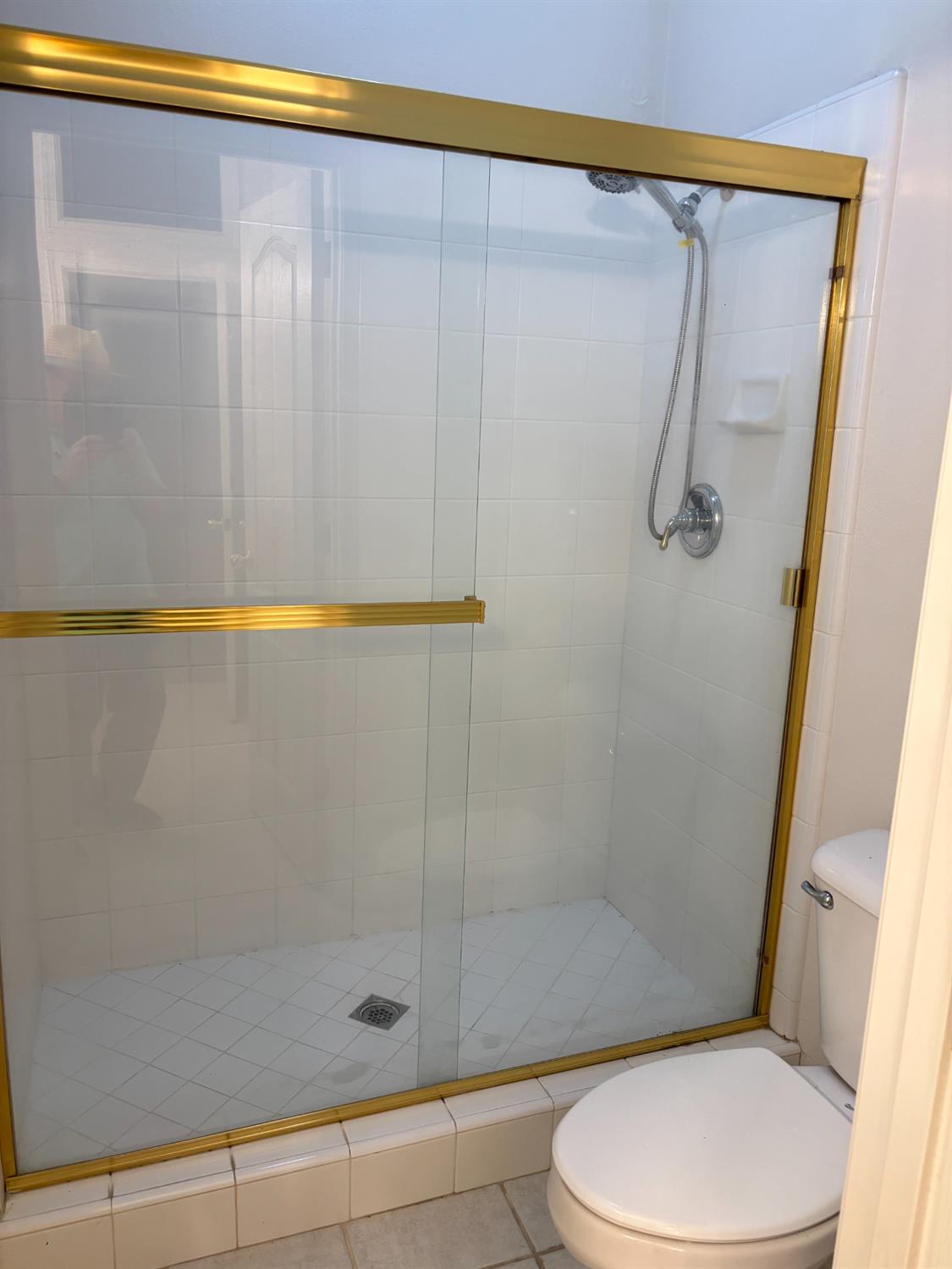 2578 Warner Ave, Clovis, CA 93611