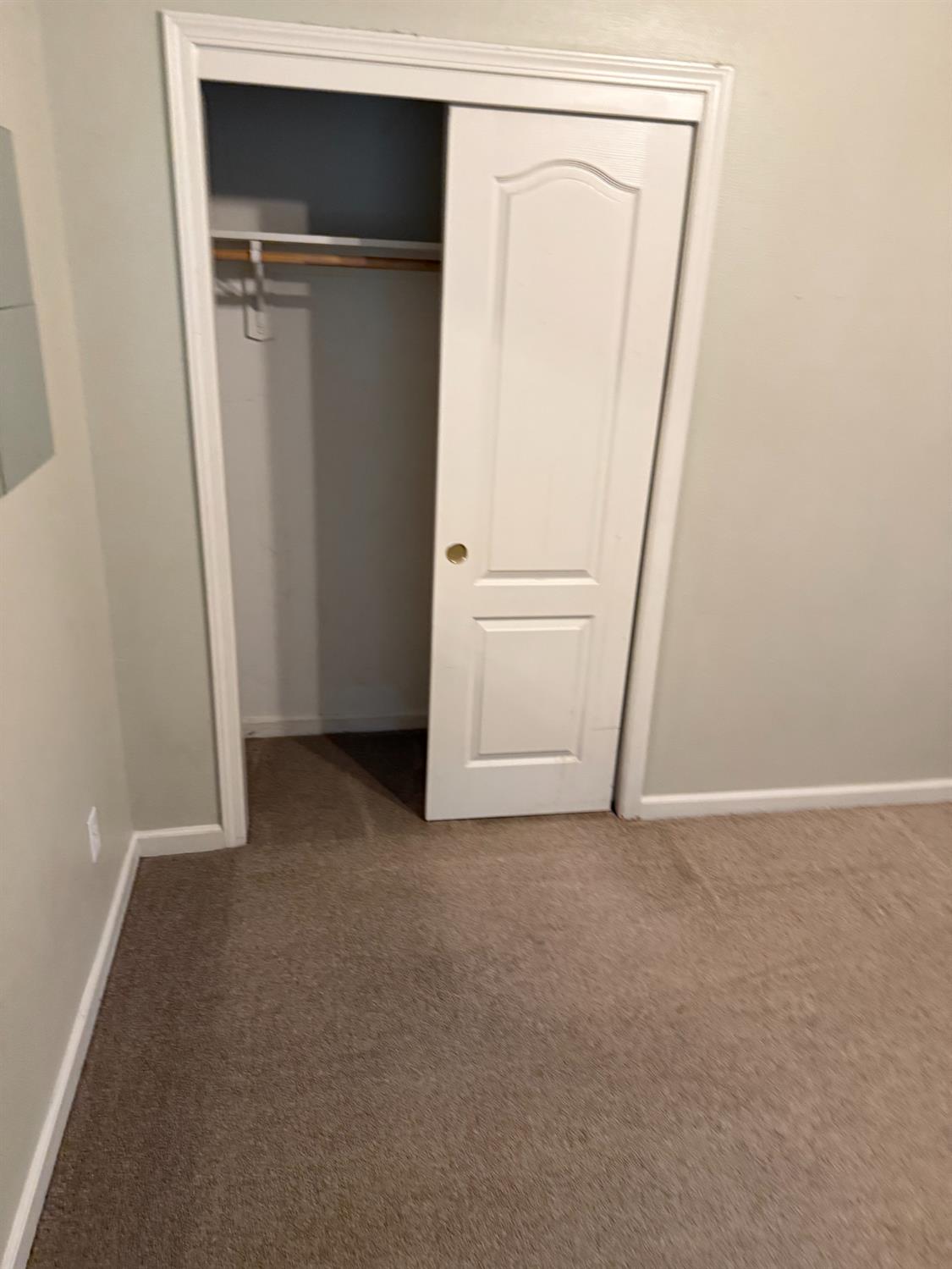 2578 Warner Ave, Clovis, CA 93611