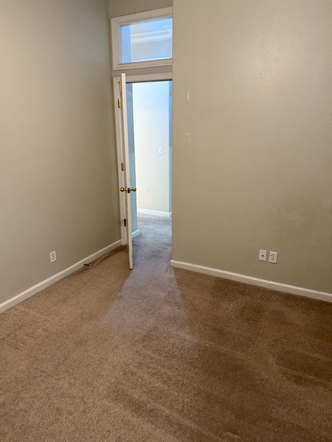 2578 Warner Ave, Clovis, CA 93611