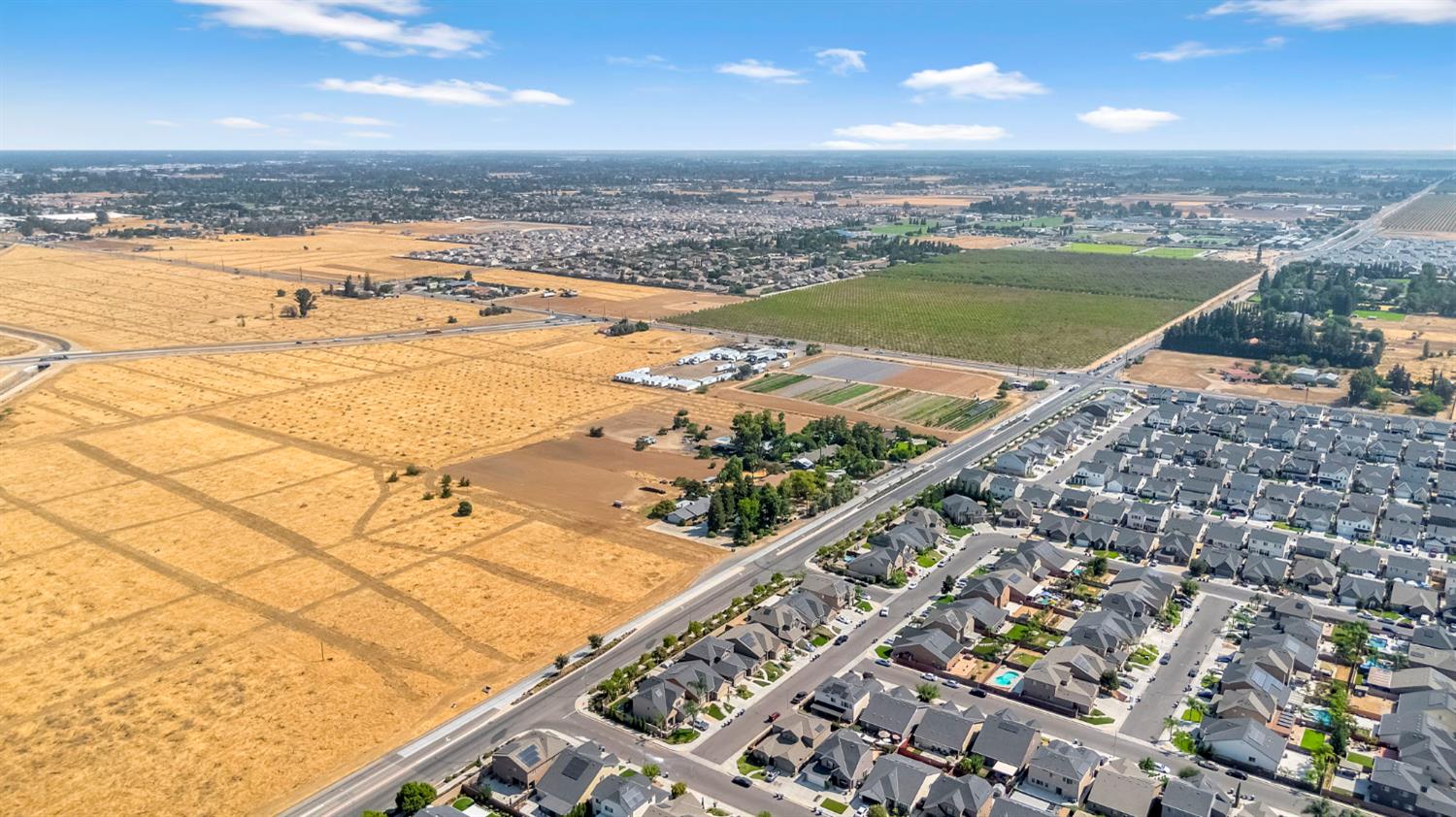 5286 N Maruyama Ave, Fresno, CA 93723